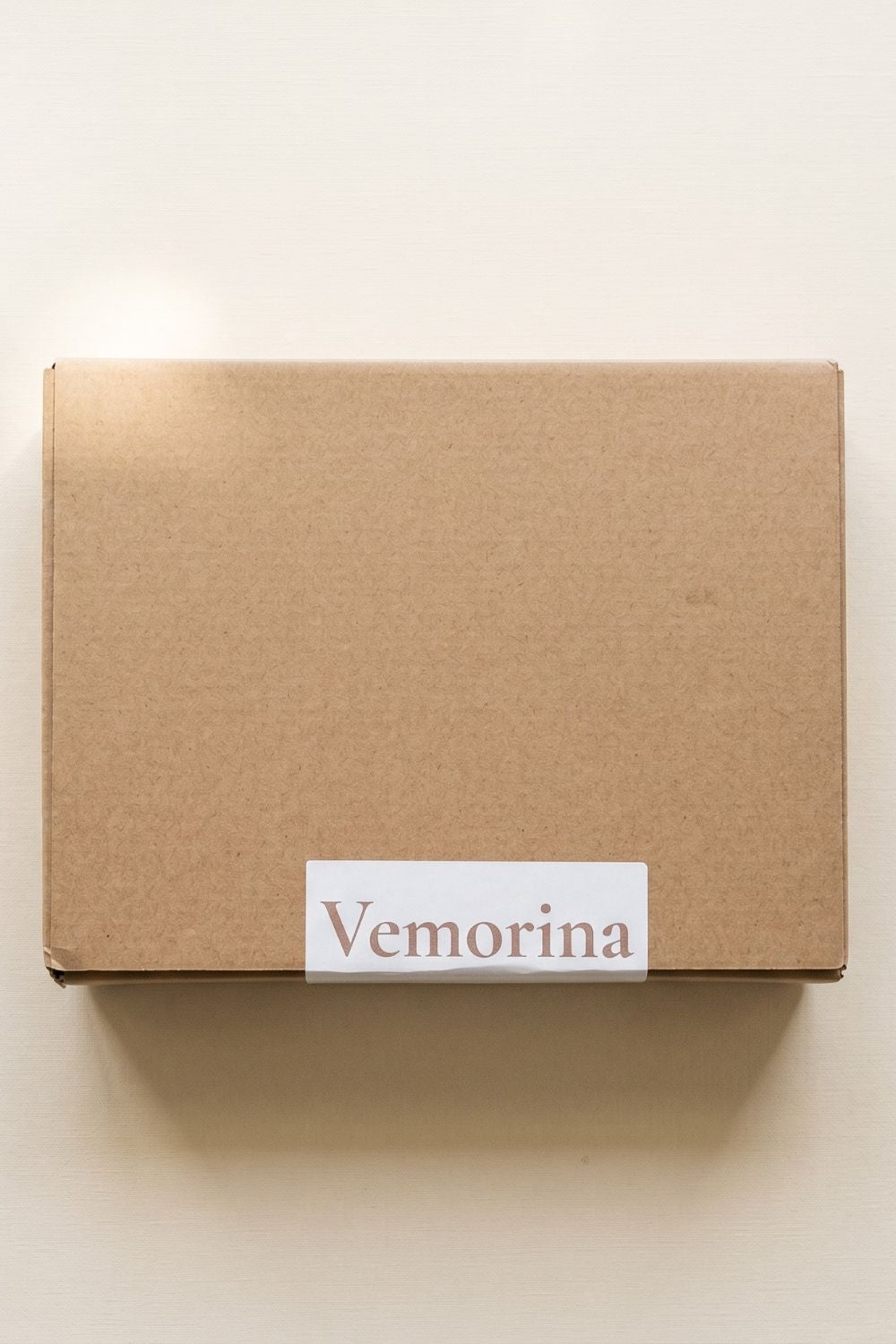 Vemorina-voedingsbh in de verpakking